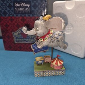 Disney Showcase Faith in Flight Dumbo  Jim Shore Figurine Retired